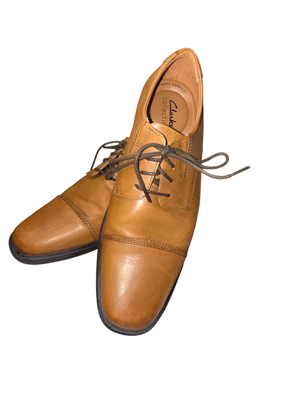 Clarks Men’s Tan Leather Cap-Toe Oxfords